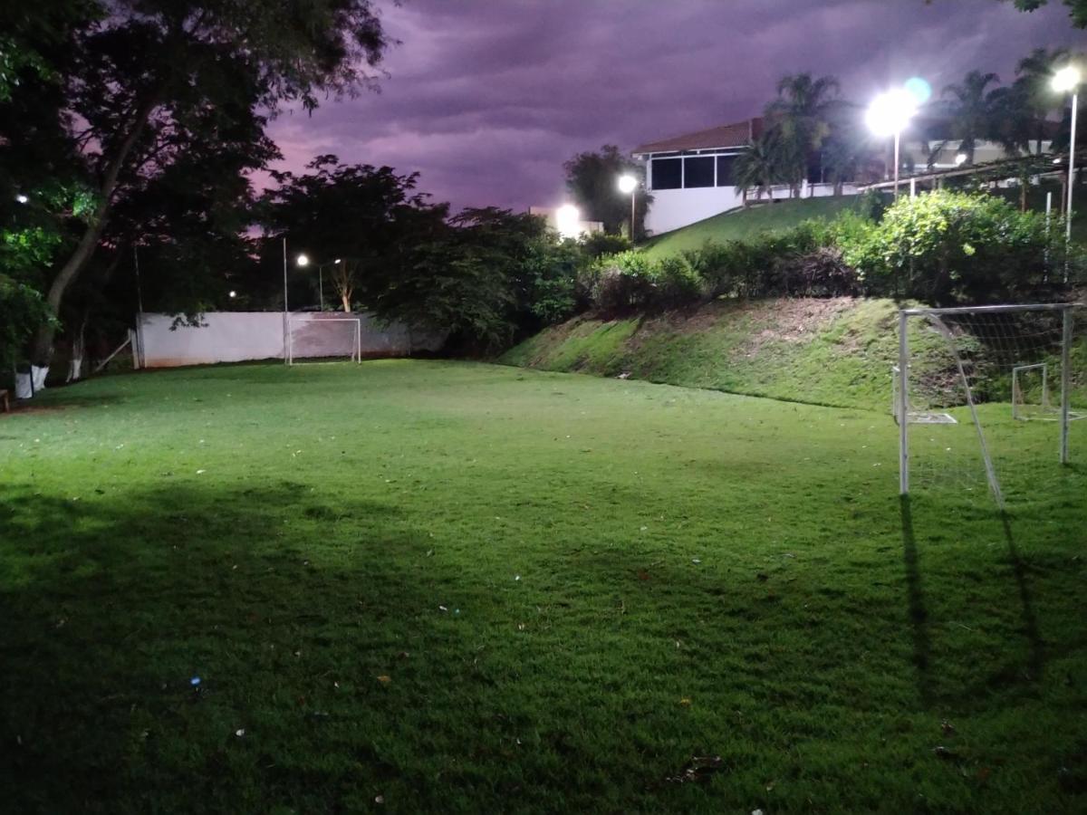 Apartamento Do Lago, Com Churrasqueira Privativa , Cozinha , Internet Banda Larga, Rampa Barco E Jet, Pesqueiro - B101 Caldas Novas Exterior photo