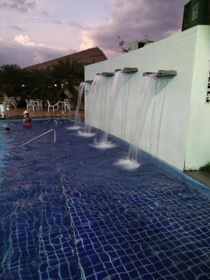 Apartamento Do Lago, Com Churrasqueira Privativa , Cozinha , Internet Banda Larga, Rampa Barco E Jet, Pesqueiro - B101 Caldas Novas Exterior photo