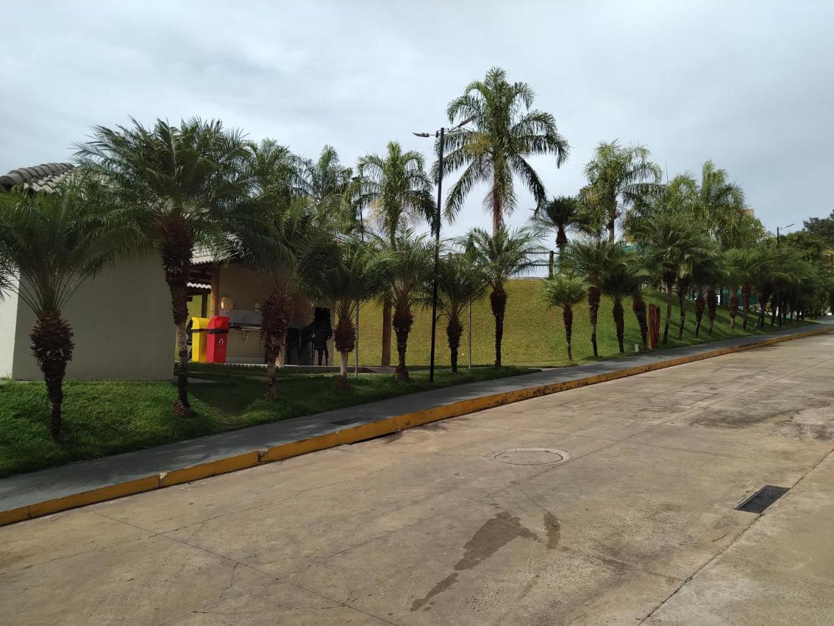 Apartamento Do Lago, Com Churrasqueira Privativa , Cozinha , Internet Banda Larga, Rampa Barco E Jet, Pesqueiro - B101 Caldas Novas Exterior photo